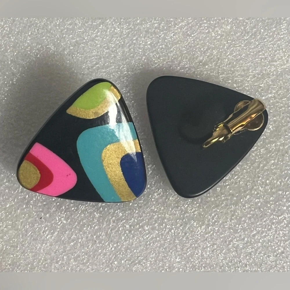 Vintage 80’s Techno Multicolor Triangle Clip On Earrings - Picture 5 of 6